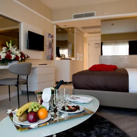 Akra Tui Blue Sensatori 5* Φετιγιέ