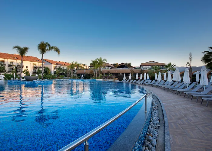 호텔 Akra Tui Blue Sensatori